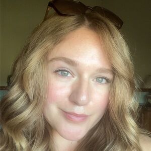 Meet your Posher, Mikayla